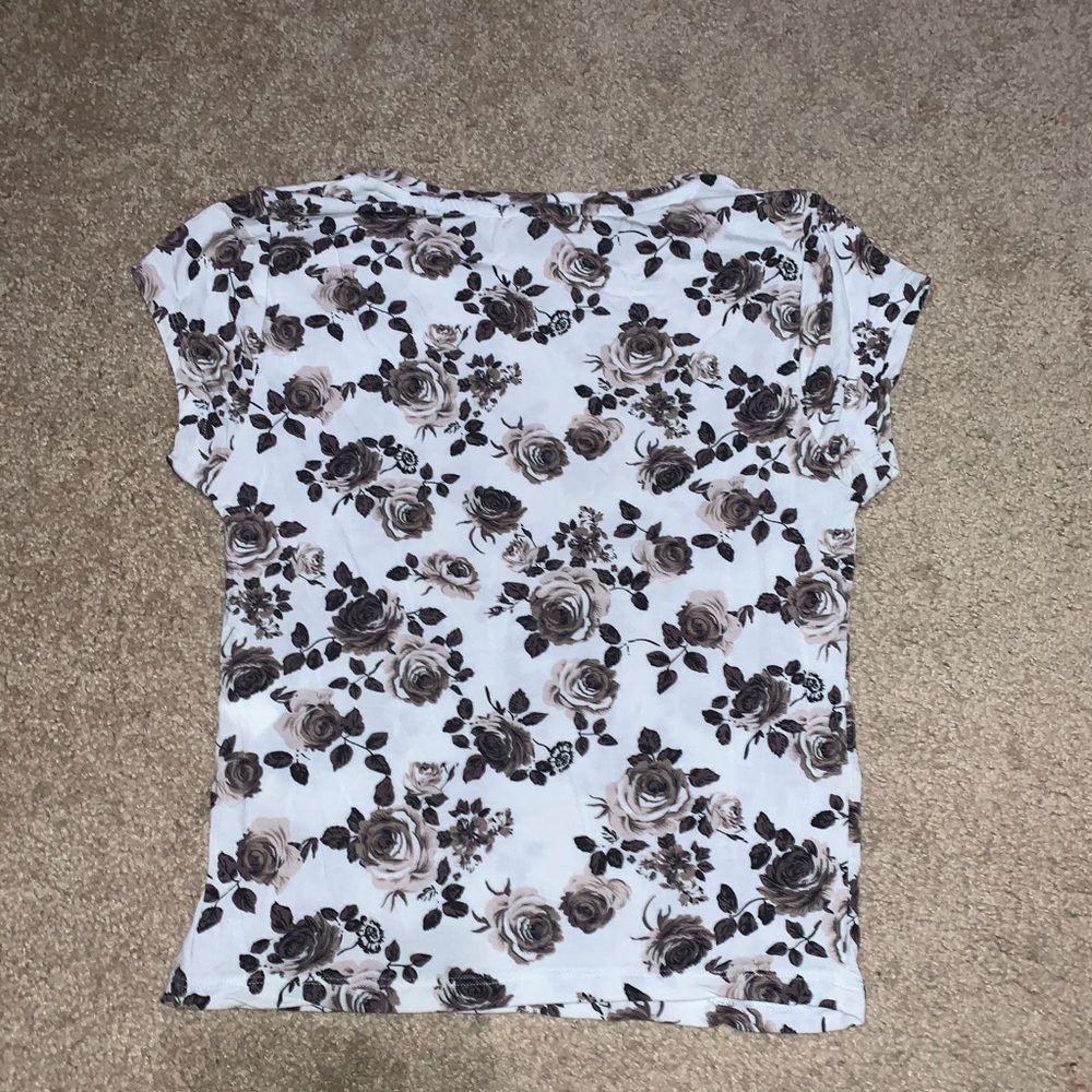 Flower Top - Picture 2 of 3